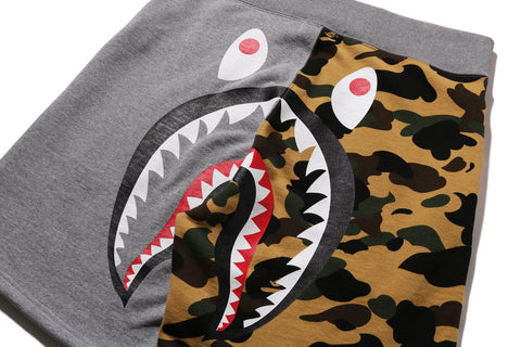 1ST CAMO BACK SHARK SWEAT SHORTS M