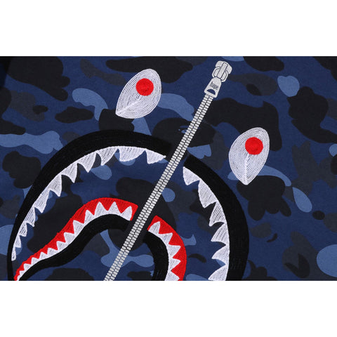 COLOR CAMO EMBROIDERY SHARK CREWNECK MENS